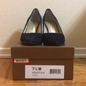 Audrey Brooke Sloane heels (suede)